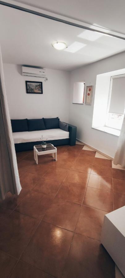 Apartmani Sršen Blace Exteriér fotografie