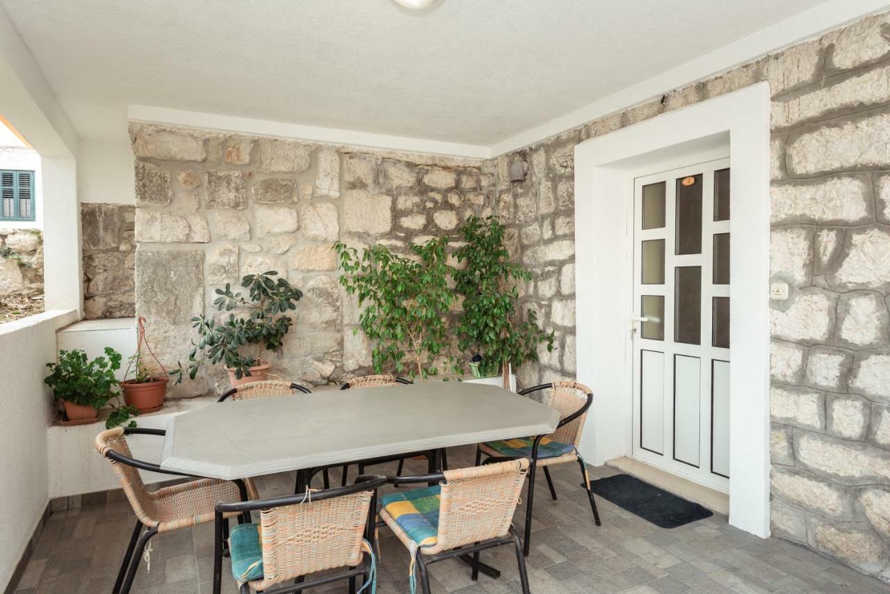Apartmani Sršen Blace Exteriér fotografie